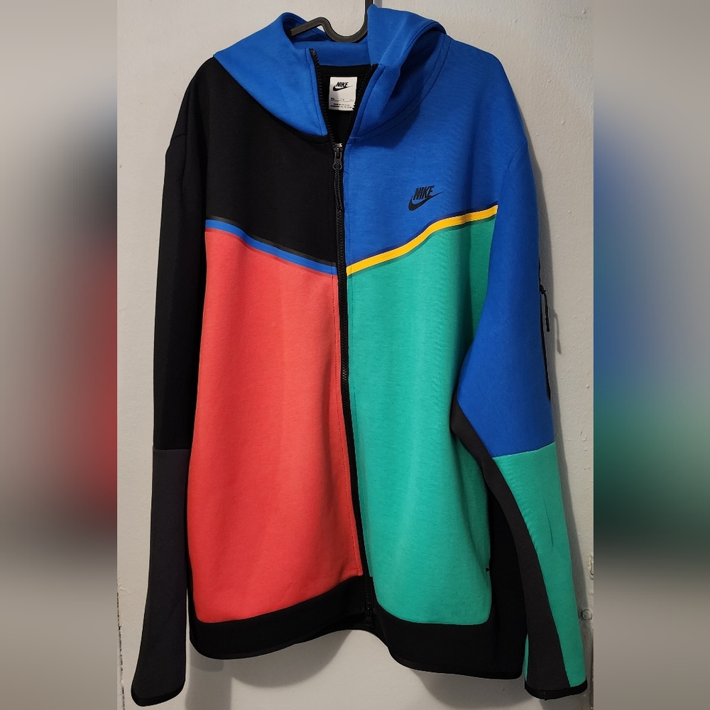 Nike Tech Fleece